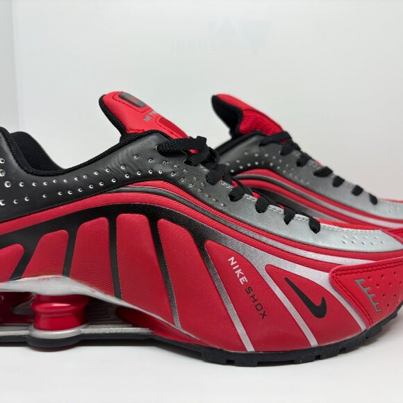 Men's Nike Shox Neymar - Red, Black, and White - Picture 5 of 7